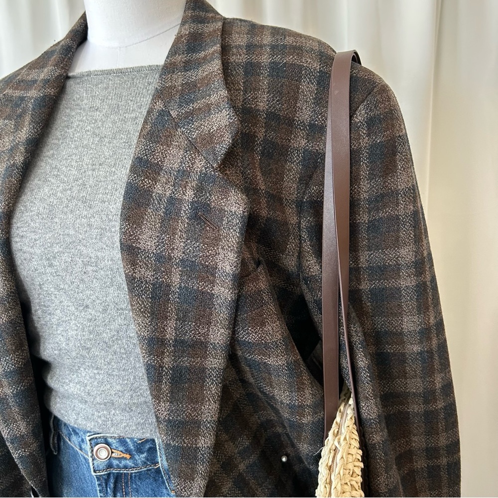 Vintage Men’s Giorgio Armani Collezioni Plaid Wool Sport Coat size 39R. - Picture 7 of 16